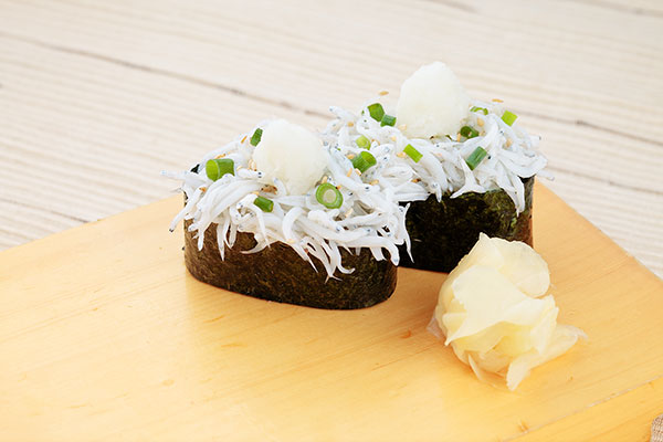 釜揚げしらす寿司<2貫>